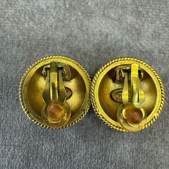 CHANEL Vintage 1994 Gold Plated CC Clip On Earrings STUNNING! - Picture 10 of 11